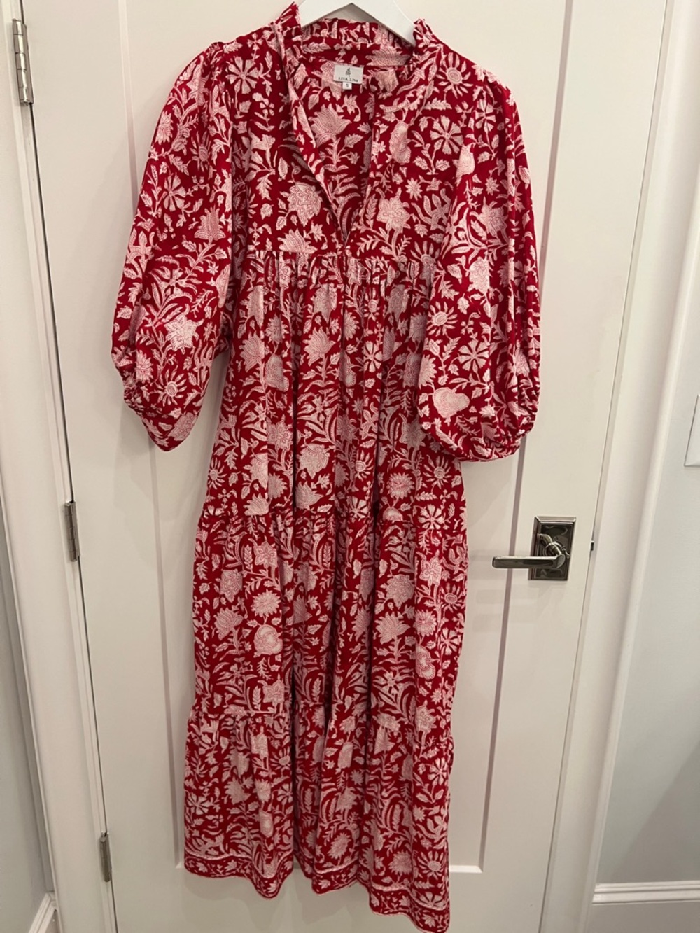 Rena Lina Red Floral Maxi Dress with V-Neck and Puff Sleeves